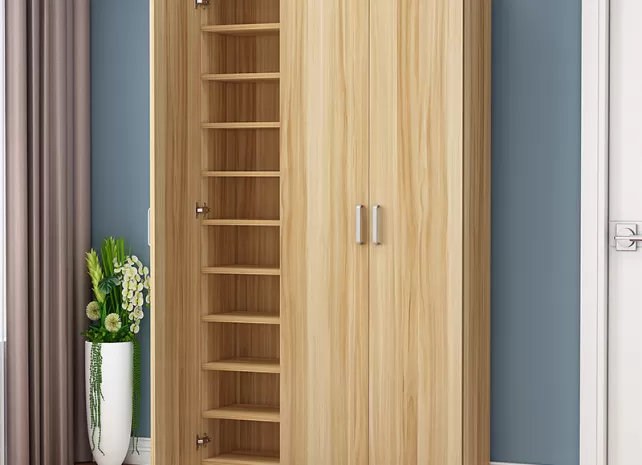 Tủ giày đơn giản và chứa được nhiều giày dép khác nhau